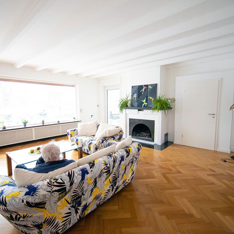 Persönliche Betreuung in Senioren WG Ebersteinburg nahe Baden-Baden